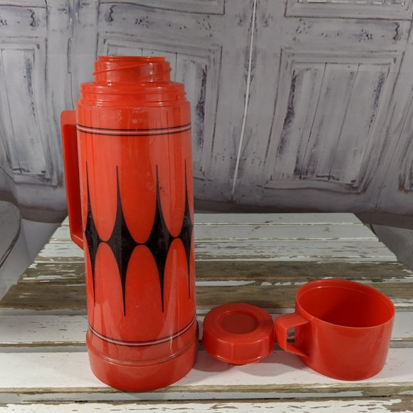 Vintage Aladdin coffee thermos pint red diamond va